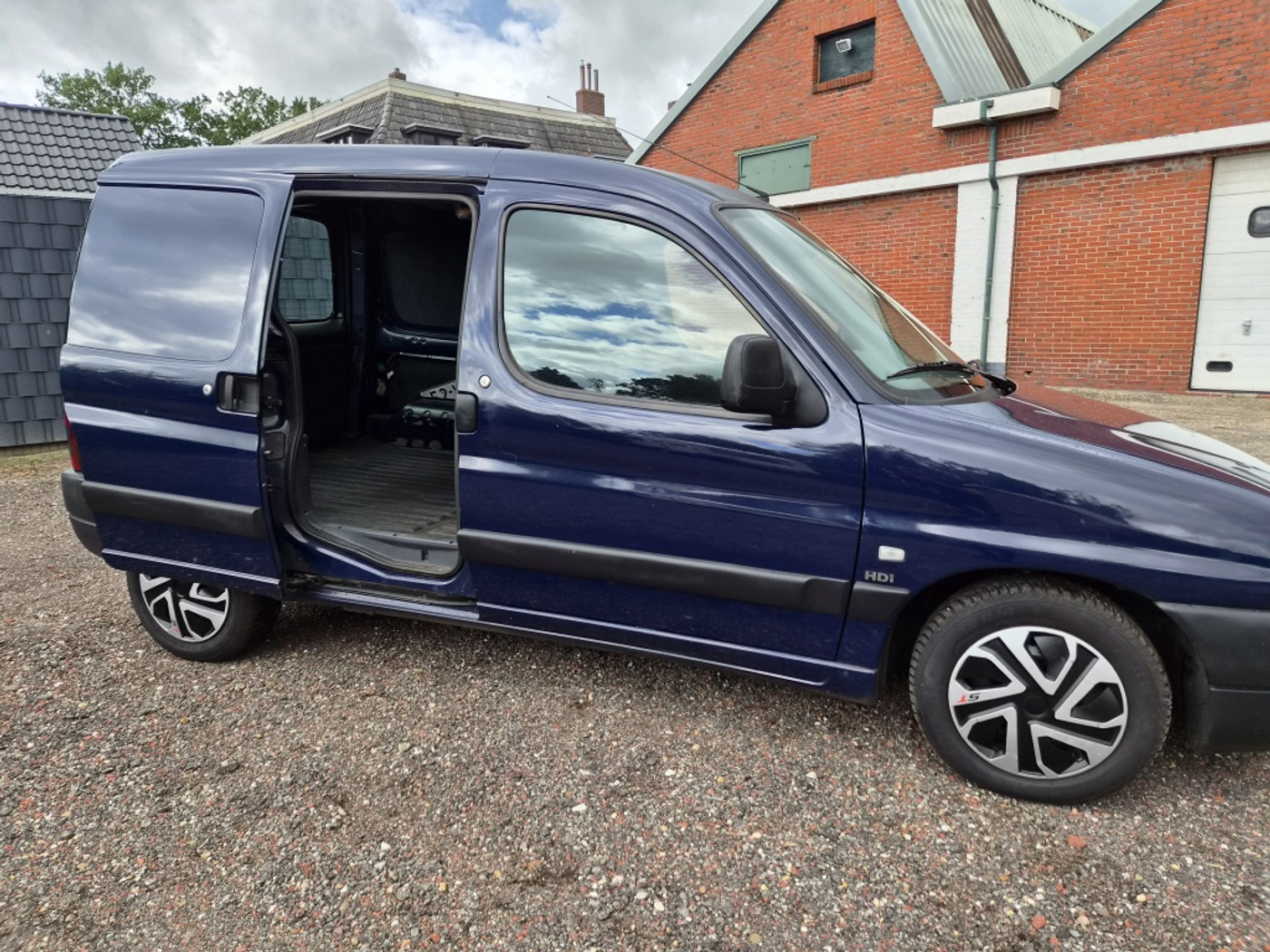 Foto van Peugeot Partner