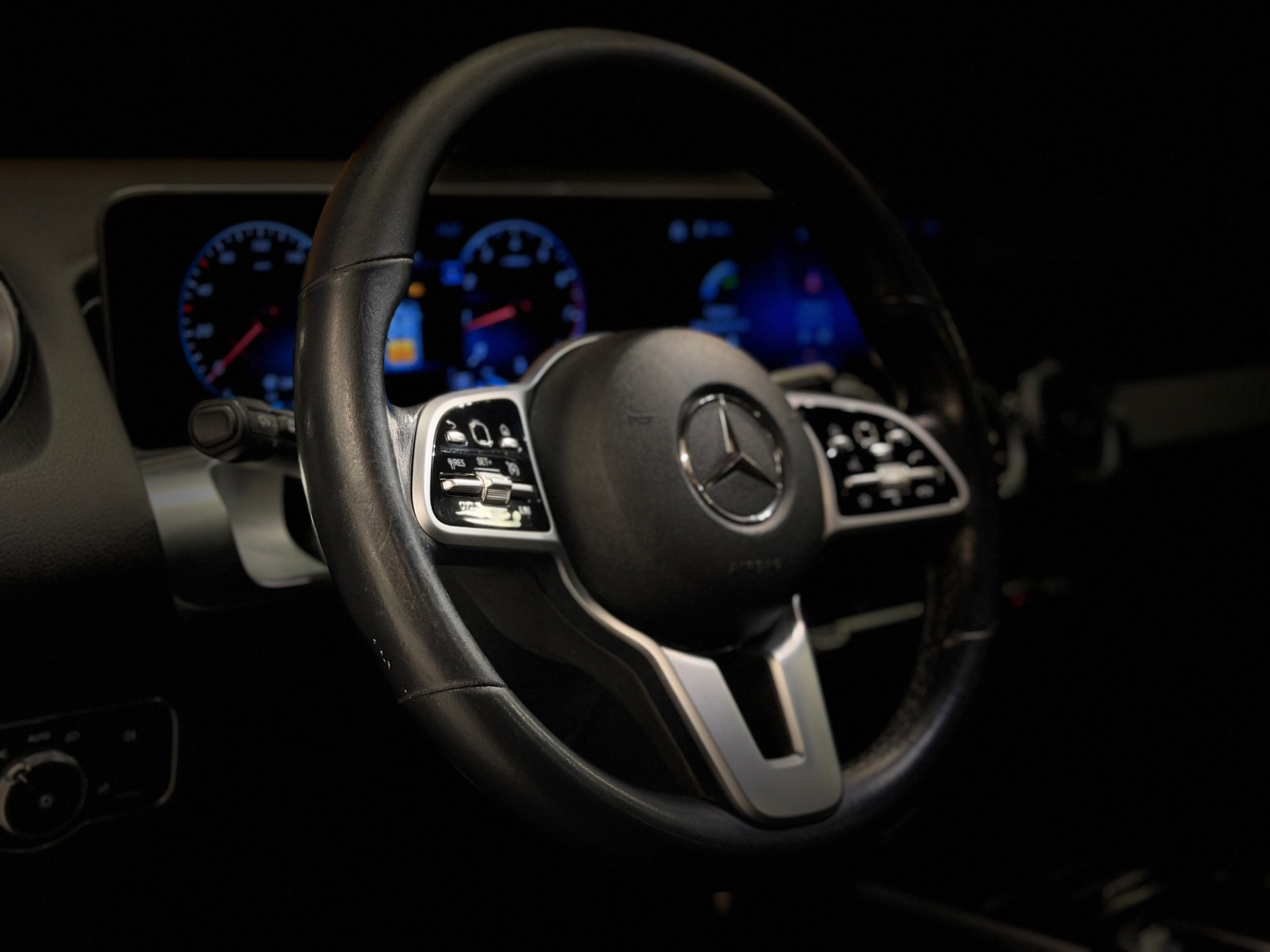 Foto van Mercedes-Benz GLB 200