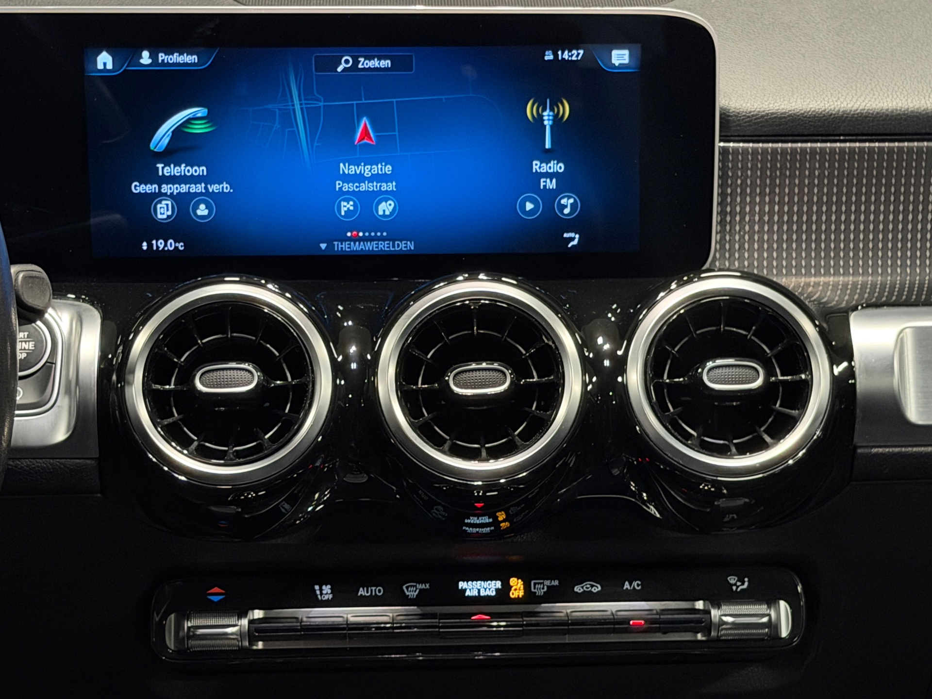 Foto van Mercedes-Benz GLB 200
