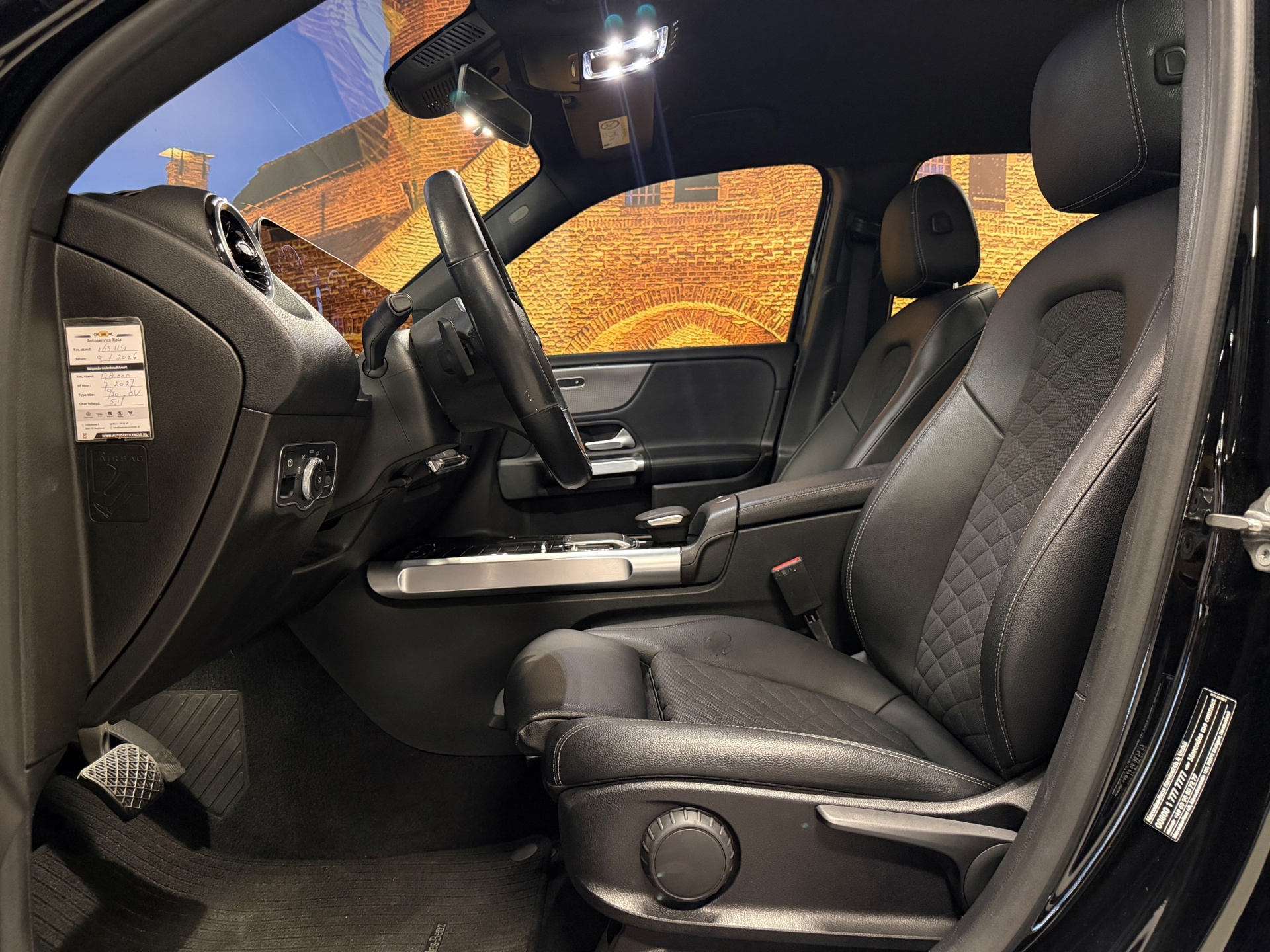Foto van Mercedes-Benz GLB 200