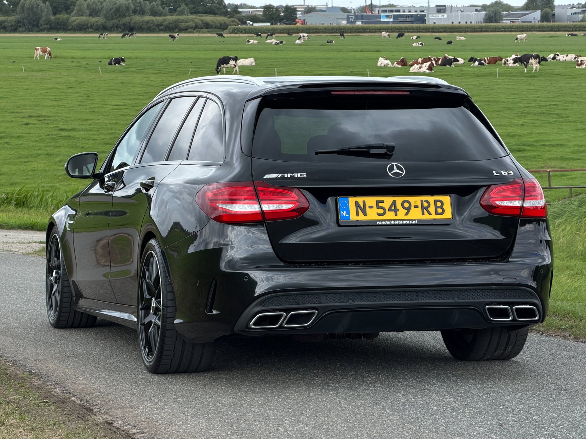 Foto van Mercedes-Benz AMG C 63