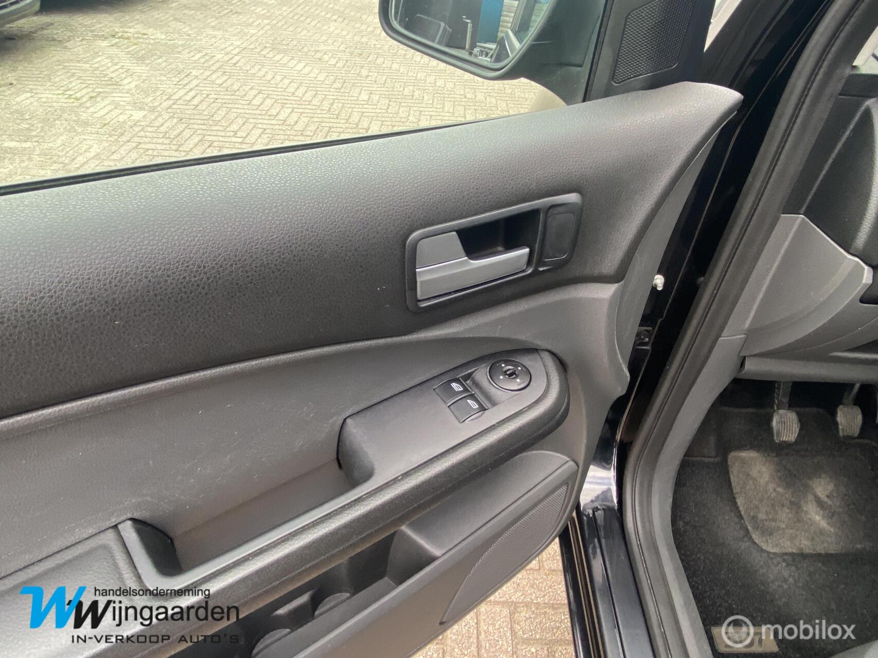 Foto van Ford Focus C-max