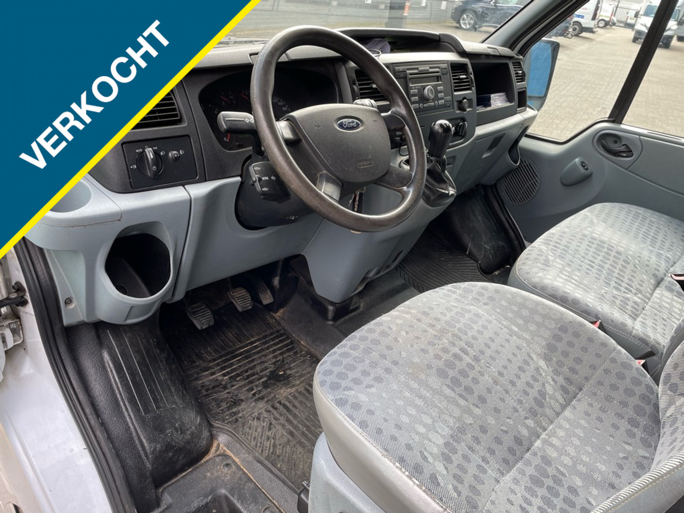 Foto van Ford Transit 260s Van 85dpf LR 4.23