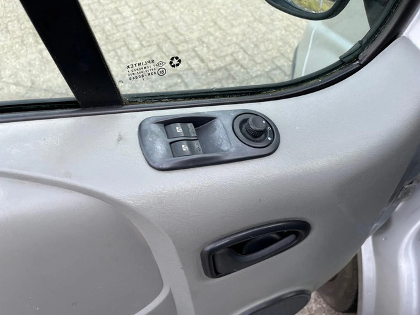 Foto van Renault Trafic T27 L1/h1 2.0 Dci 66kw E4