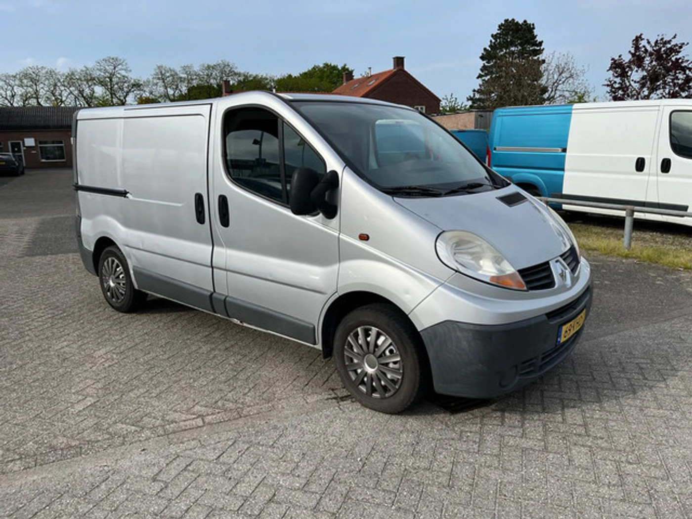 Foto van Renault Trafic T27 L1/h1 2.0 Dci 66kw E4