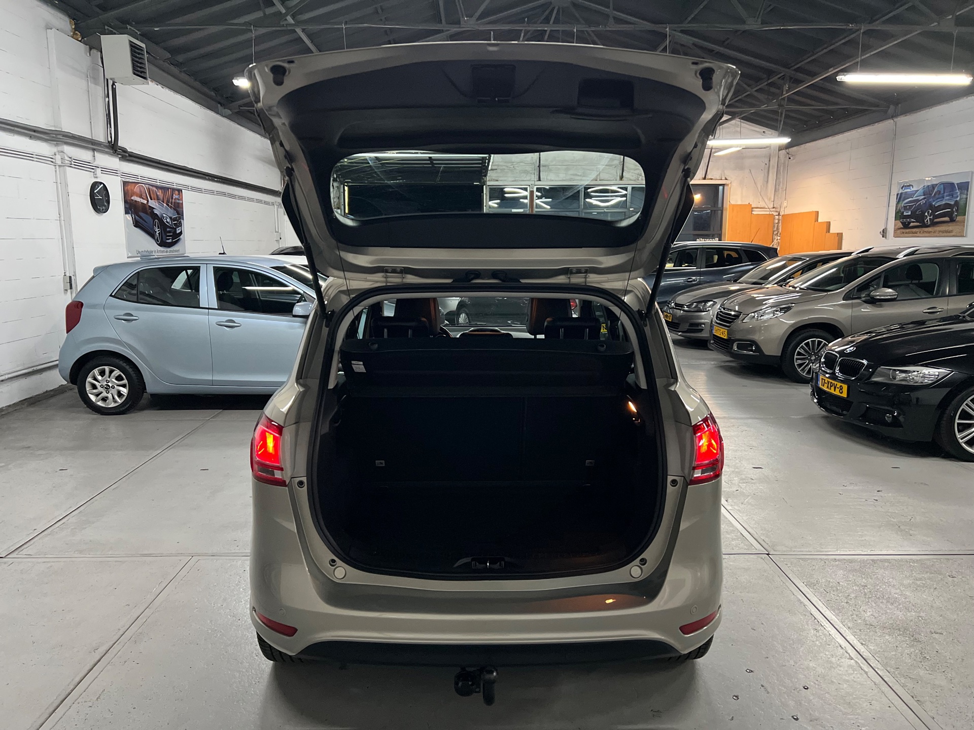 Foto van Ford B-max
