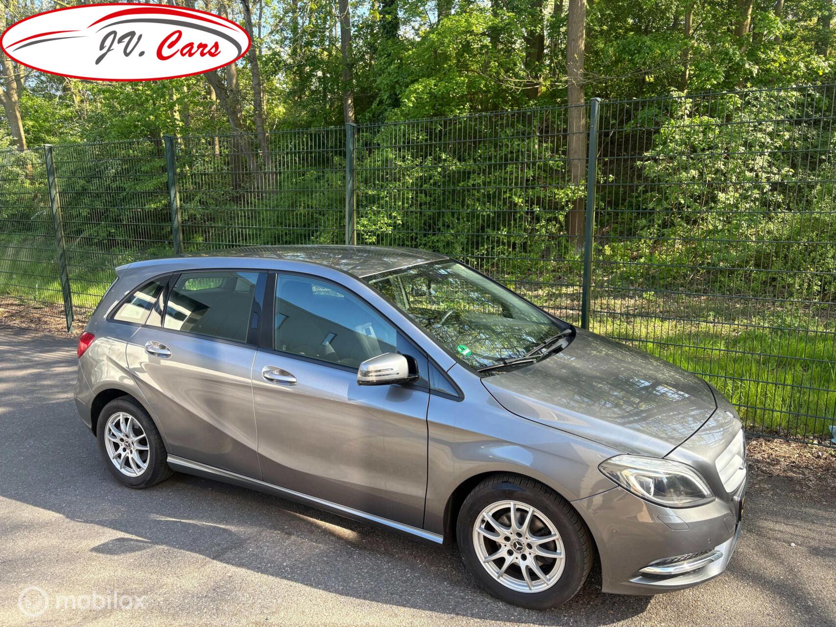 Foto van Mercedes-Benz B 180