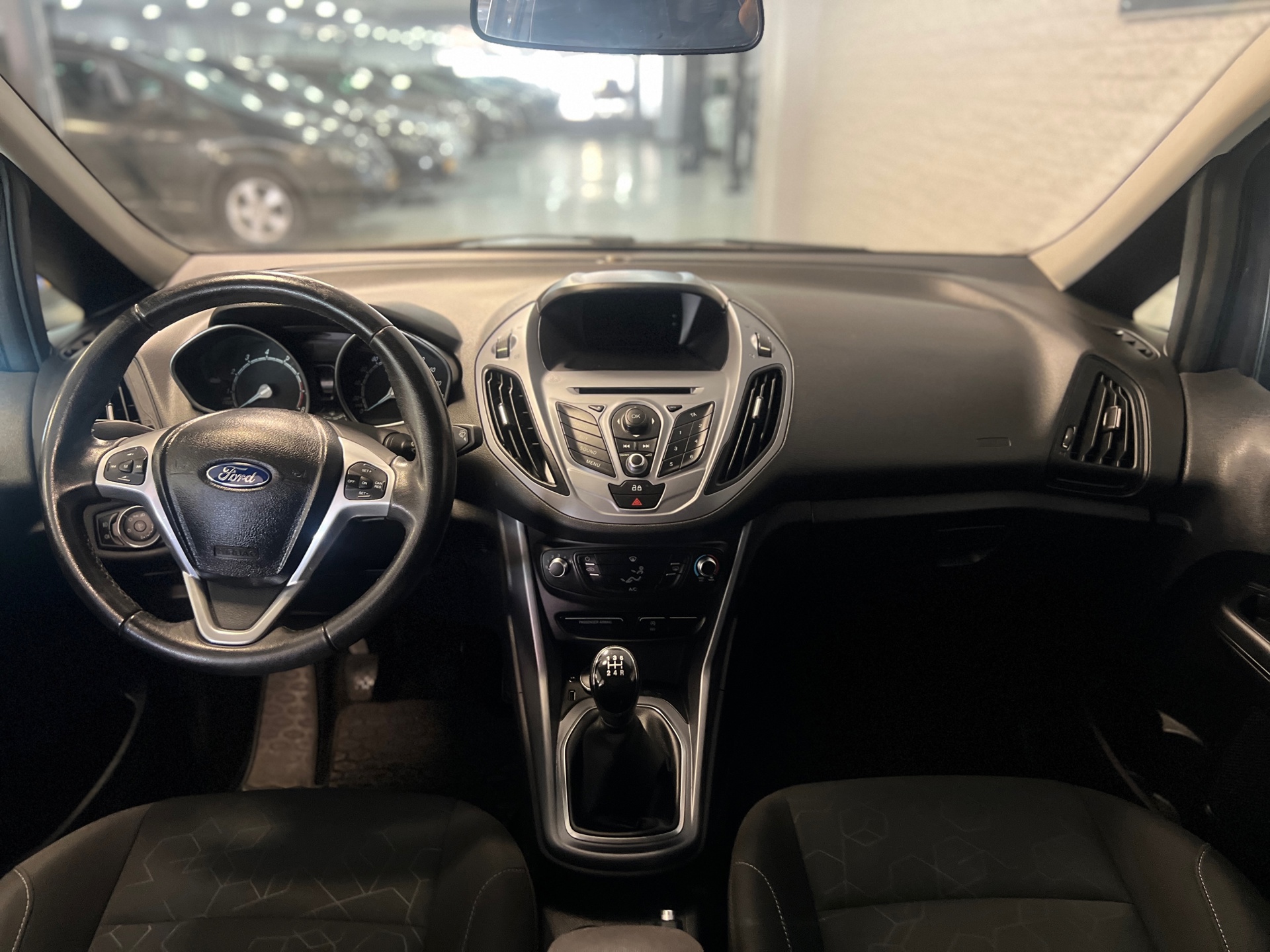 Foto van Ford B-max