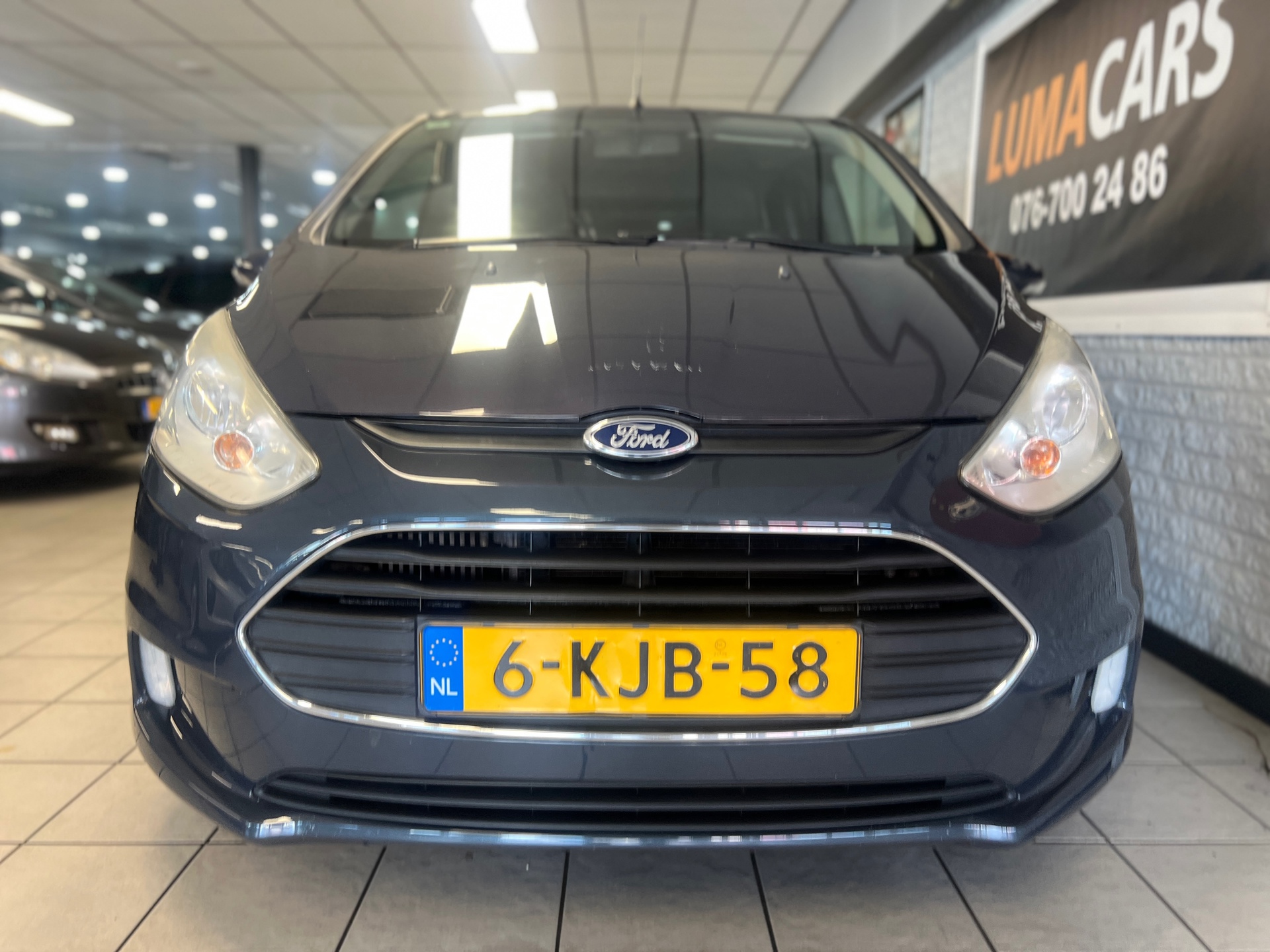 Foto van Ford B-max