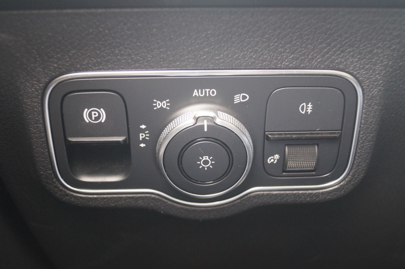 Foto van Mercedes-Benz GLB 180