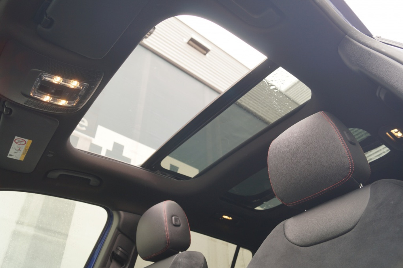 Foto van Mercedes-Benz GLB 180