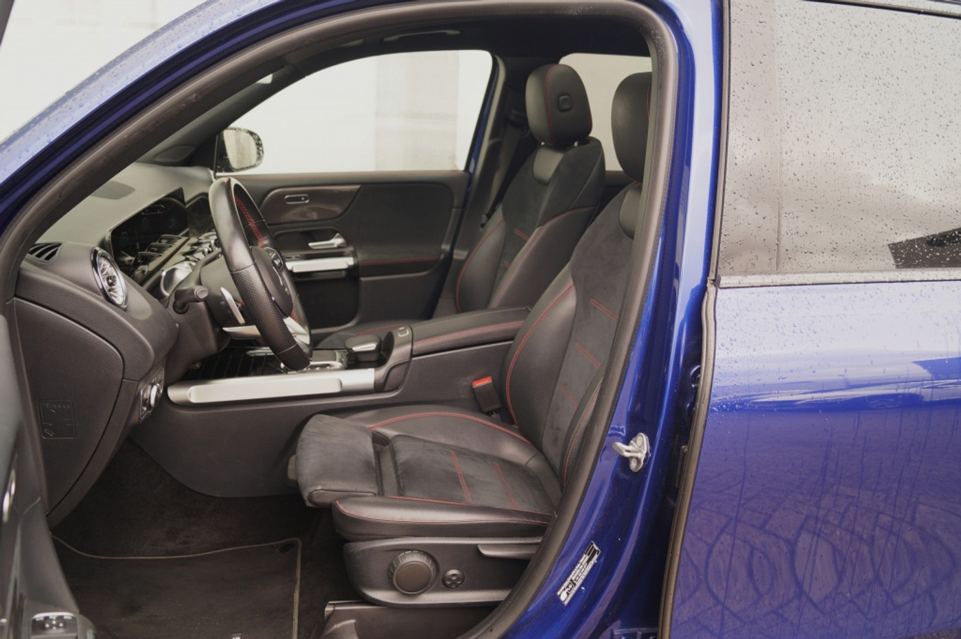 Foto van Mercedes-Benz GLB 180