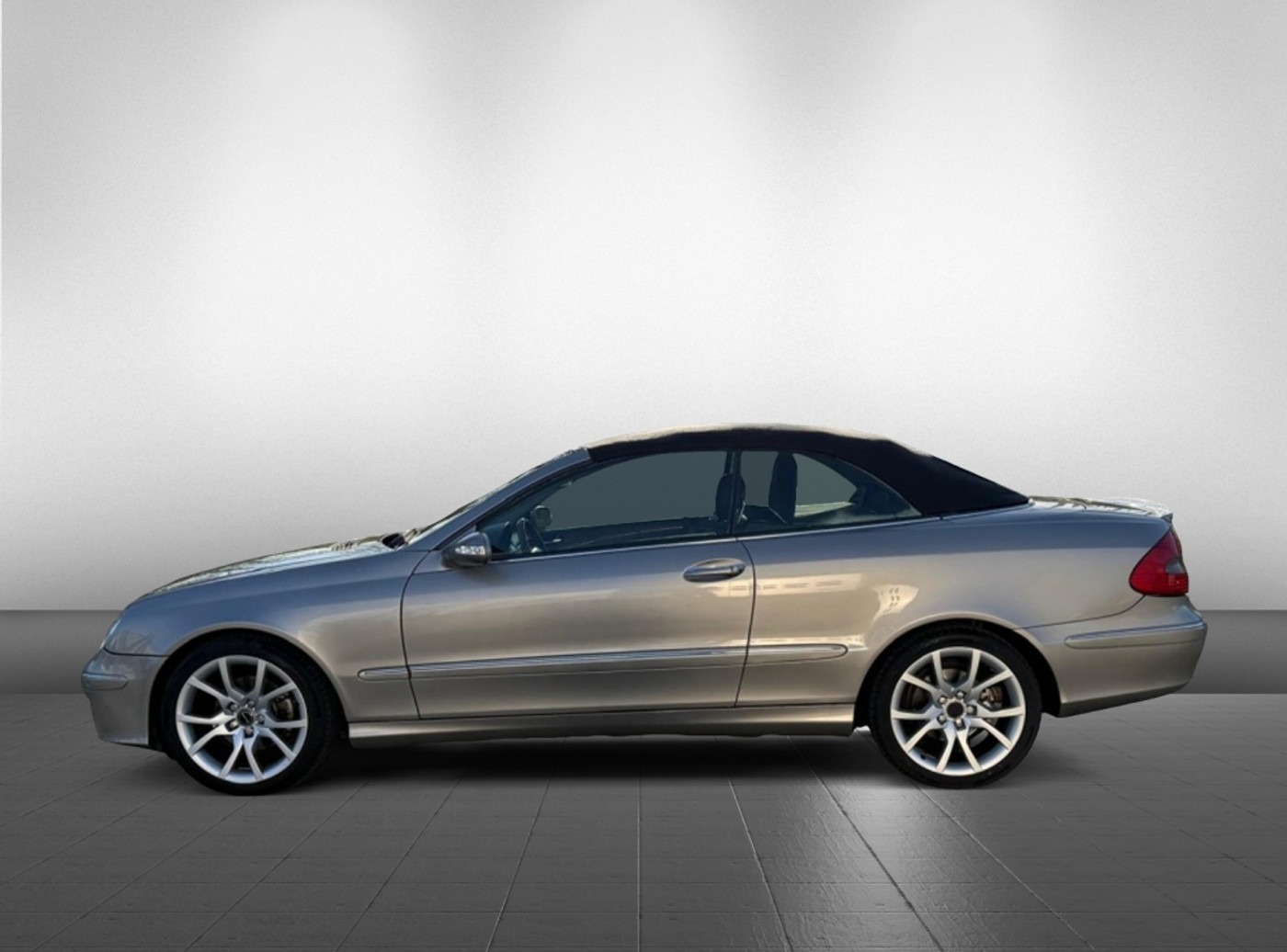 Foto van Mercedes-Benz CLK 240