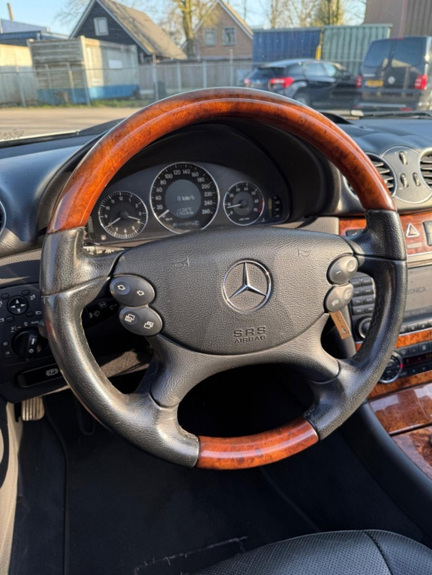 Foto van Mercedes-Benz CLK 240