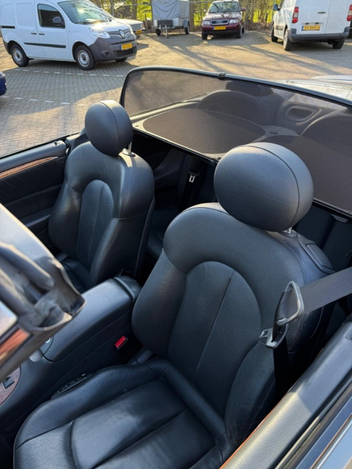 Foto van Mercedes-Benz CLK 240