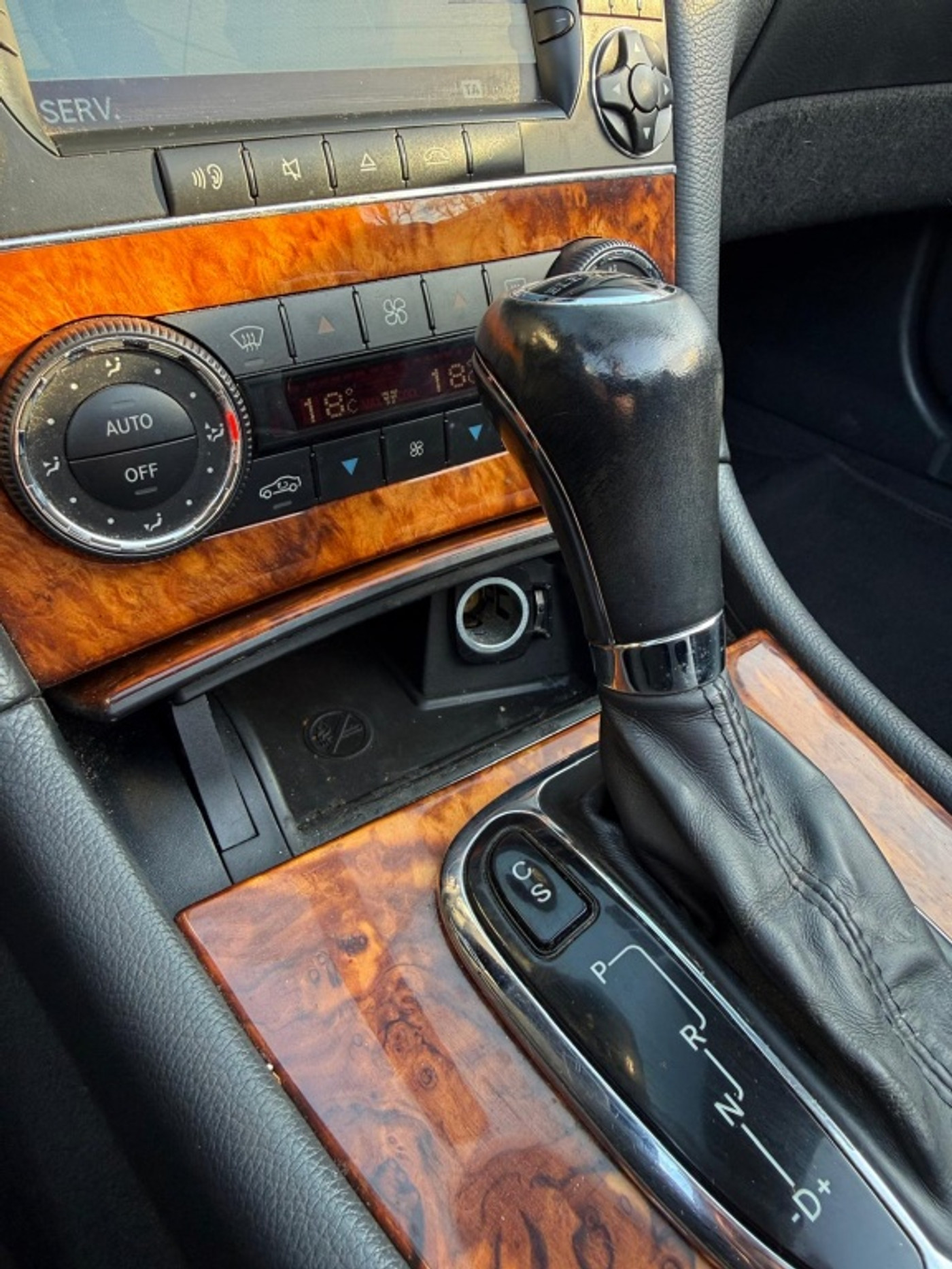 Foto van Mercedes-Benz CLK 240