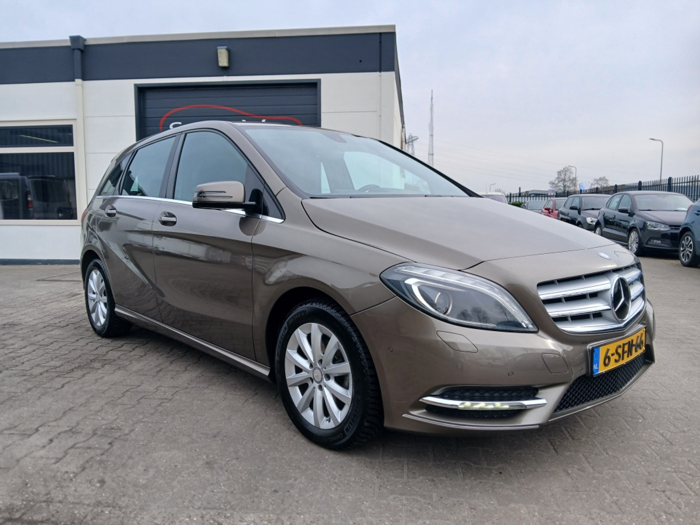 Mercedes-Benz B 180 180 Topstaat/Leer/Automaat/Stoelverwarming 2013 - voorkant