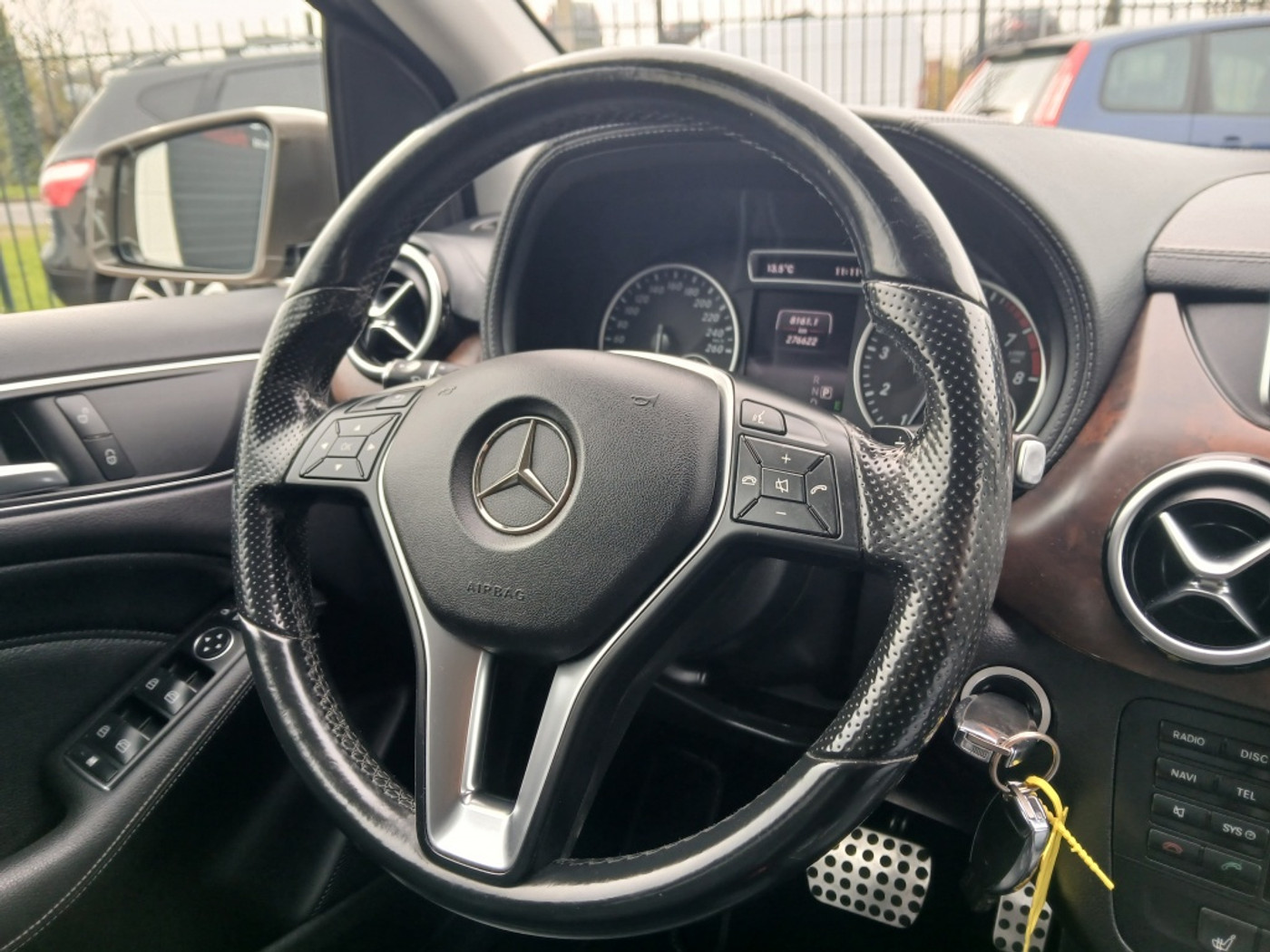 Foto van Mercedes-Benz B 180
