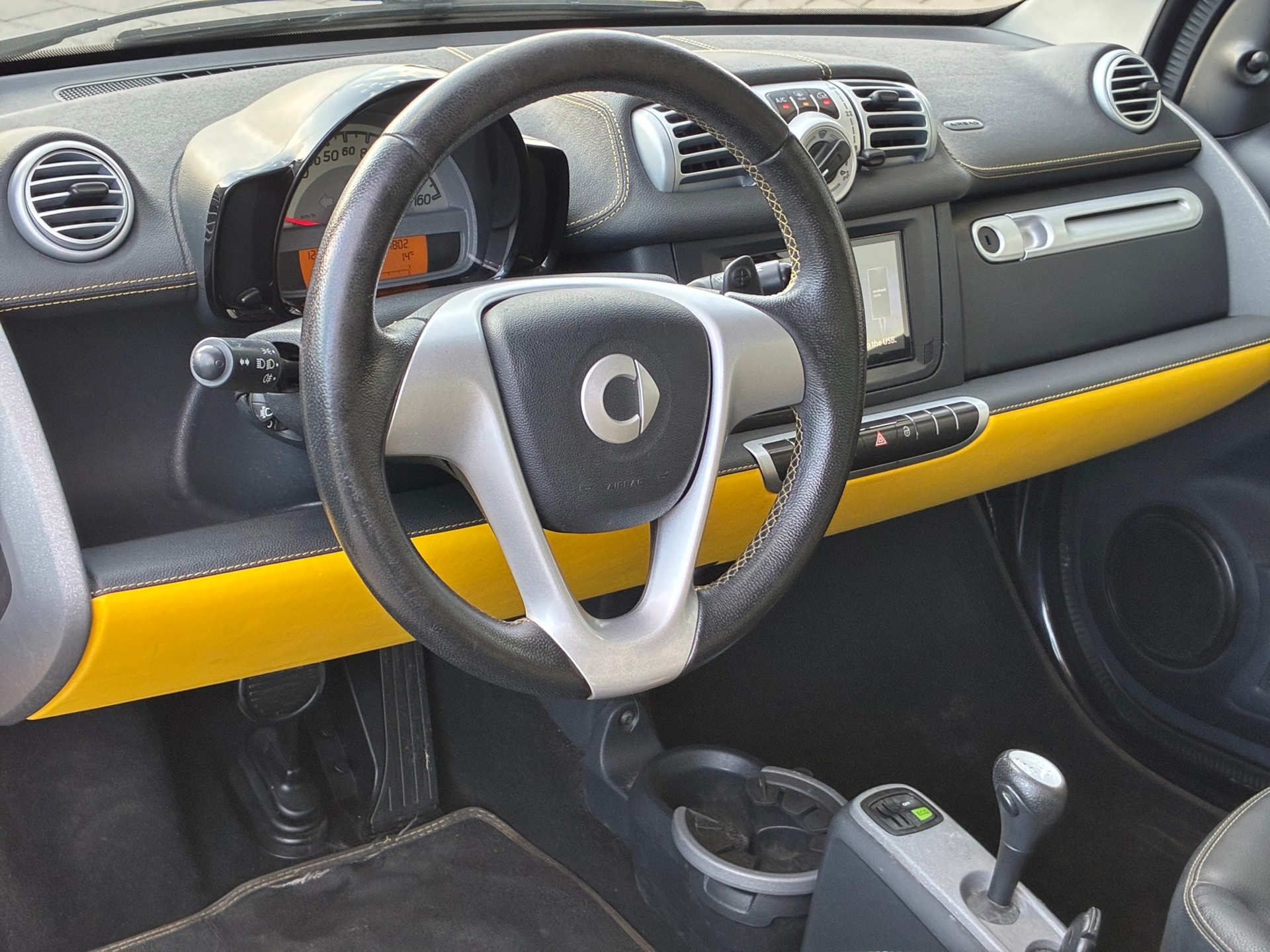 Foto van Smart Fortwo Coupe MHD