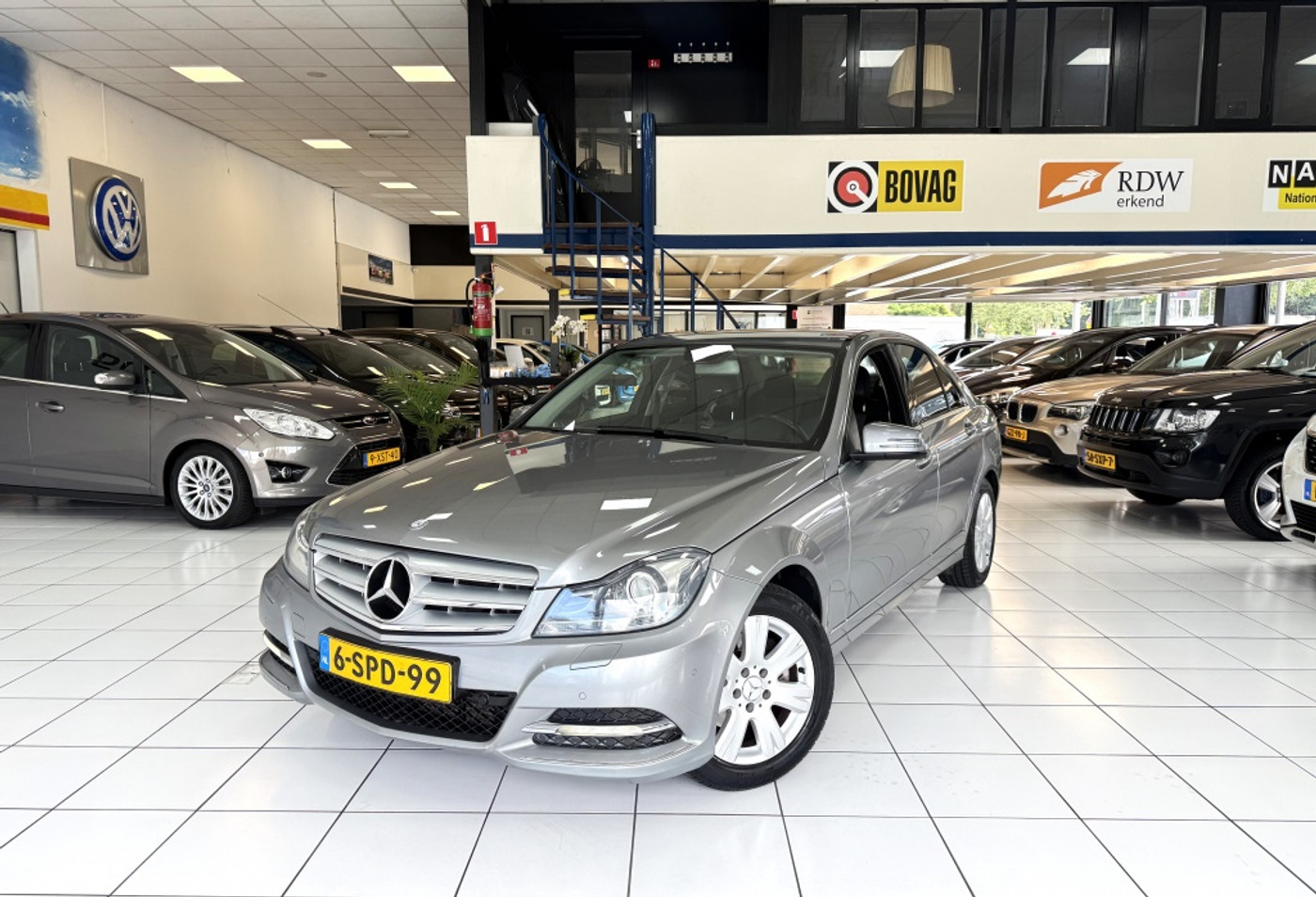 Foto van Mercedes-Benz C 200