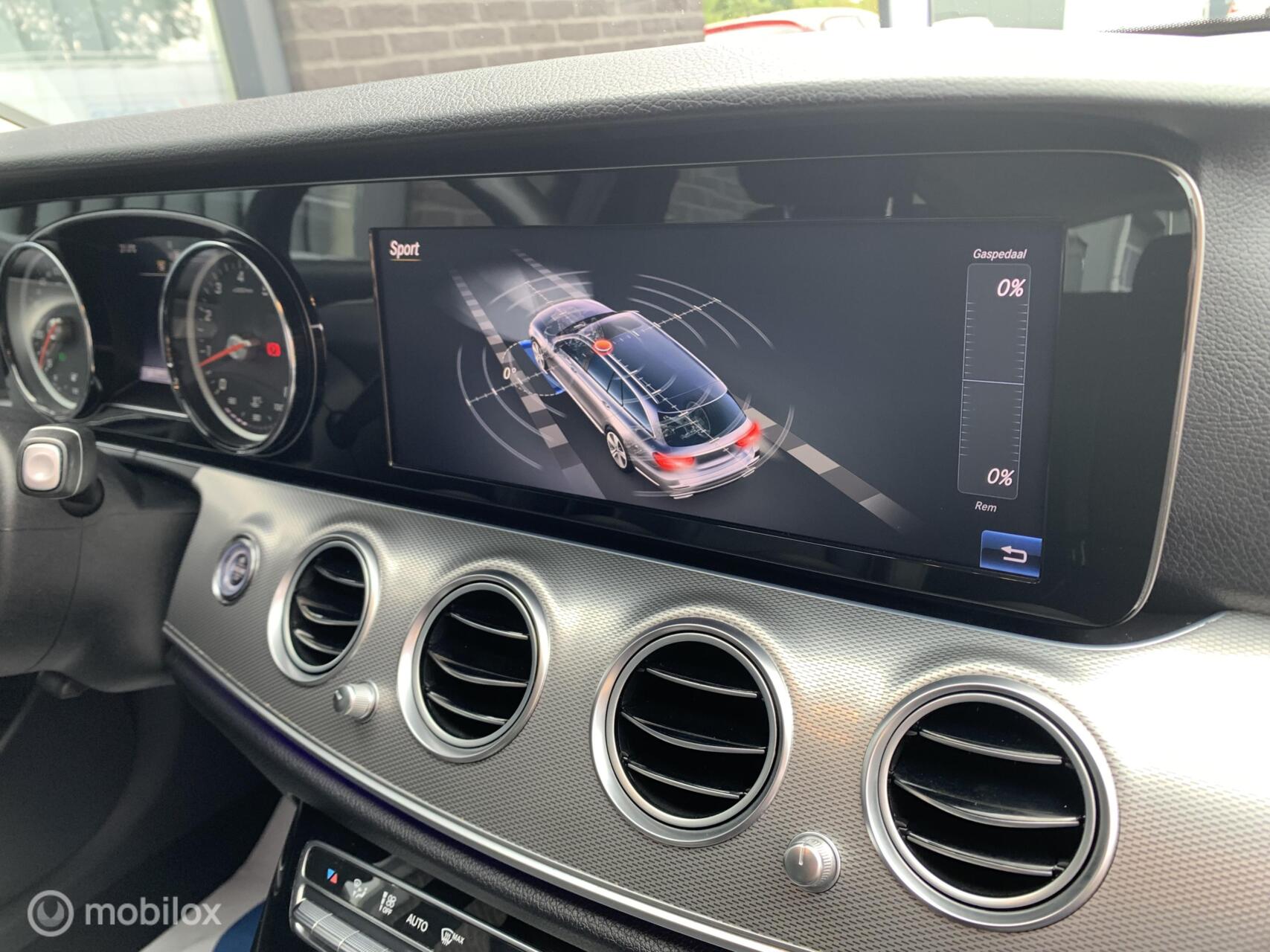 Foto van Mercedes-Benz E-klasse Estate