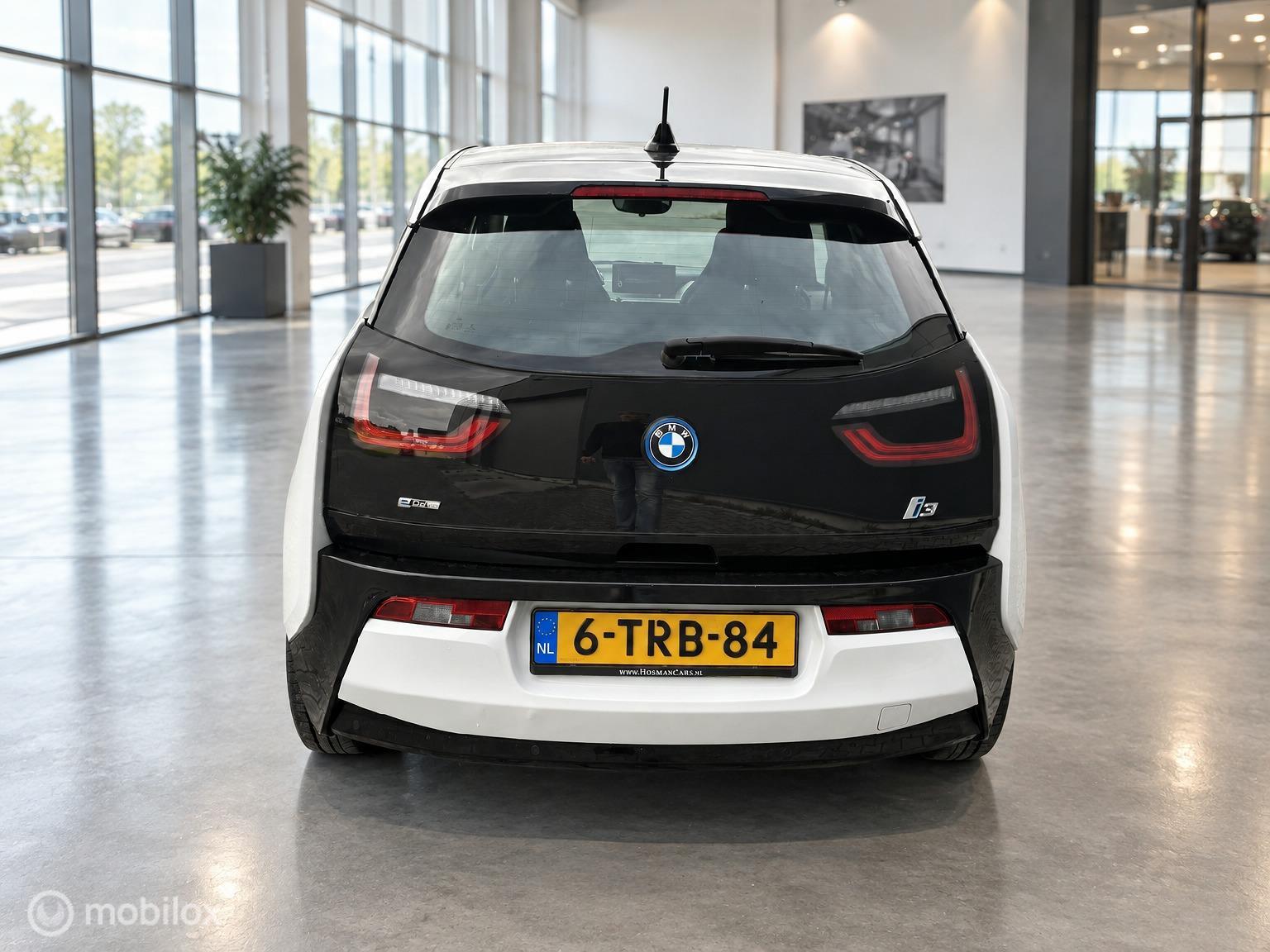 Foto van BMW I I3