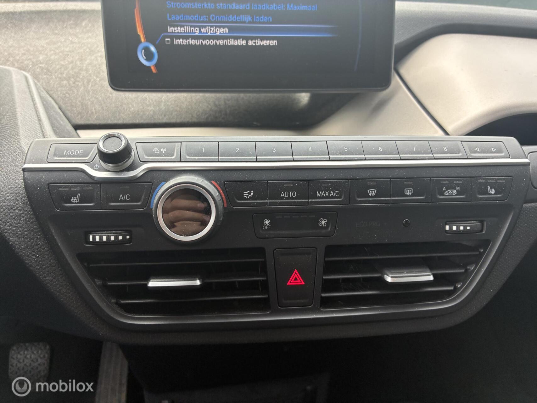 Foto van BMW I I3