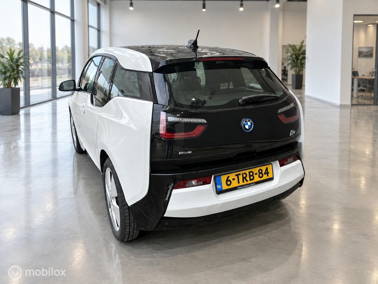 Foto van BMW I I3