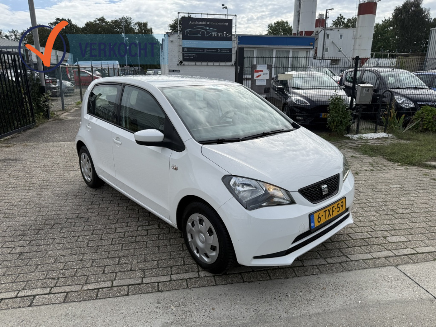Seat Mii 1.0 Style*DRIEMNIEUW*DEALERONDERHOUDEN* 2013 - voorkant