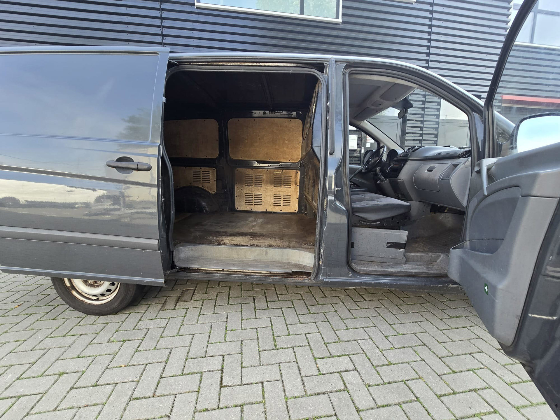 Foto van Mercedes-Benz Vito 111 CDI