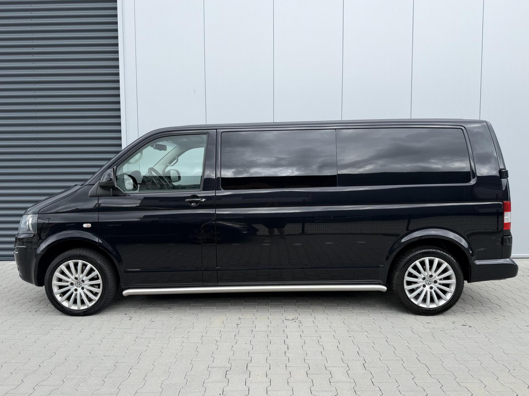 Foto van Volkswagen Transporter Bestel D 132 KW DC Aut