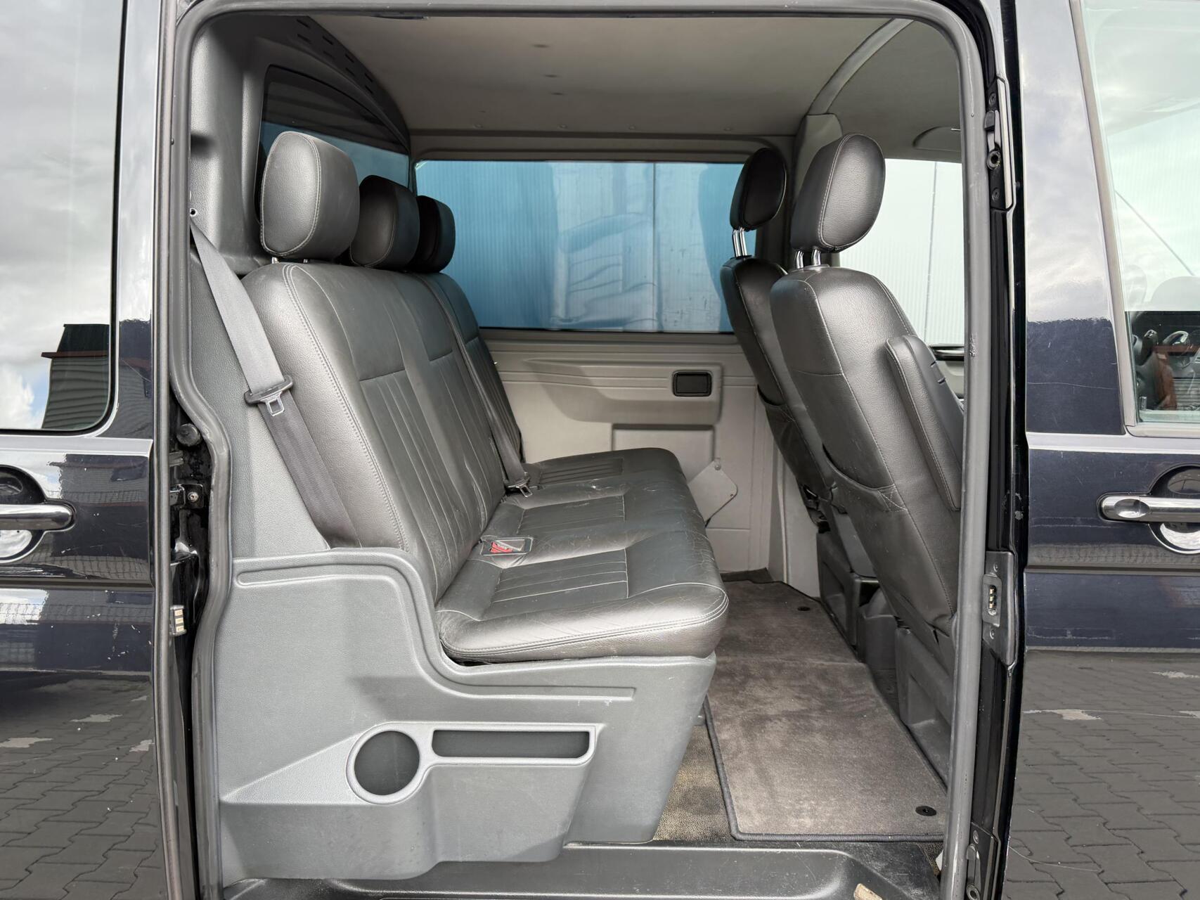 Foto van Volkswagen Transporter Bestel D 132 KW DC Aut