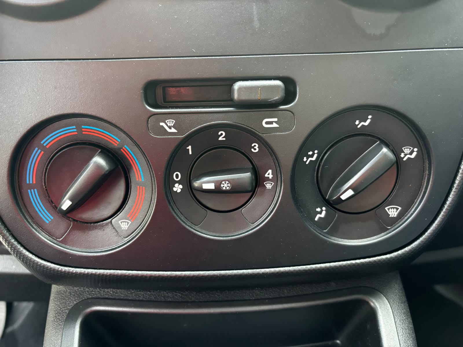 Foto van Peugeot Bipper