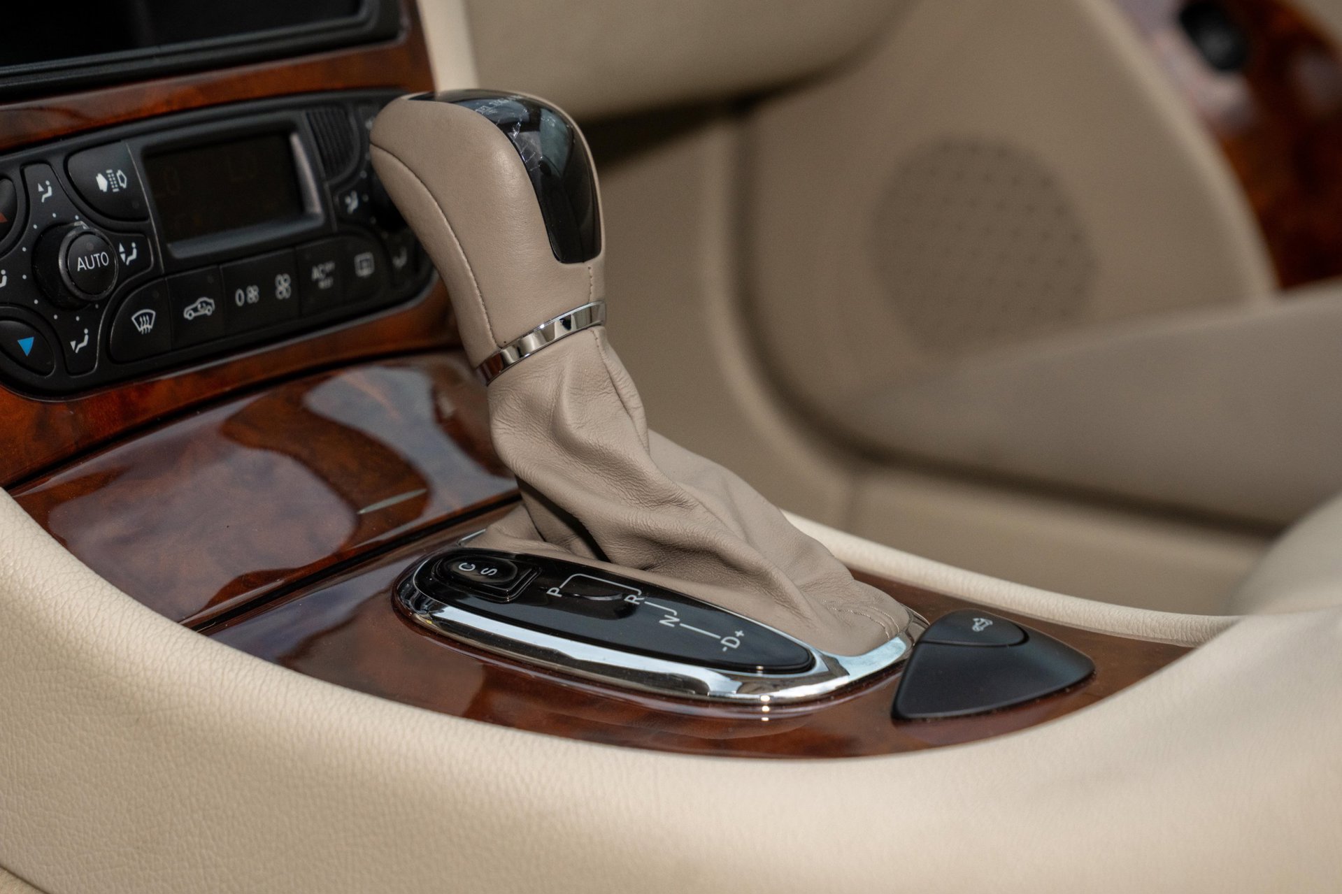 Foto van Mercedes-Benz CLK 200 Kompressor