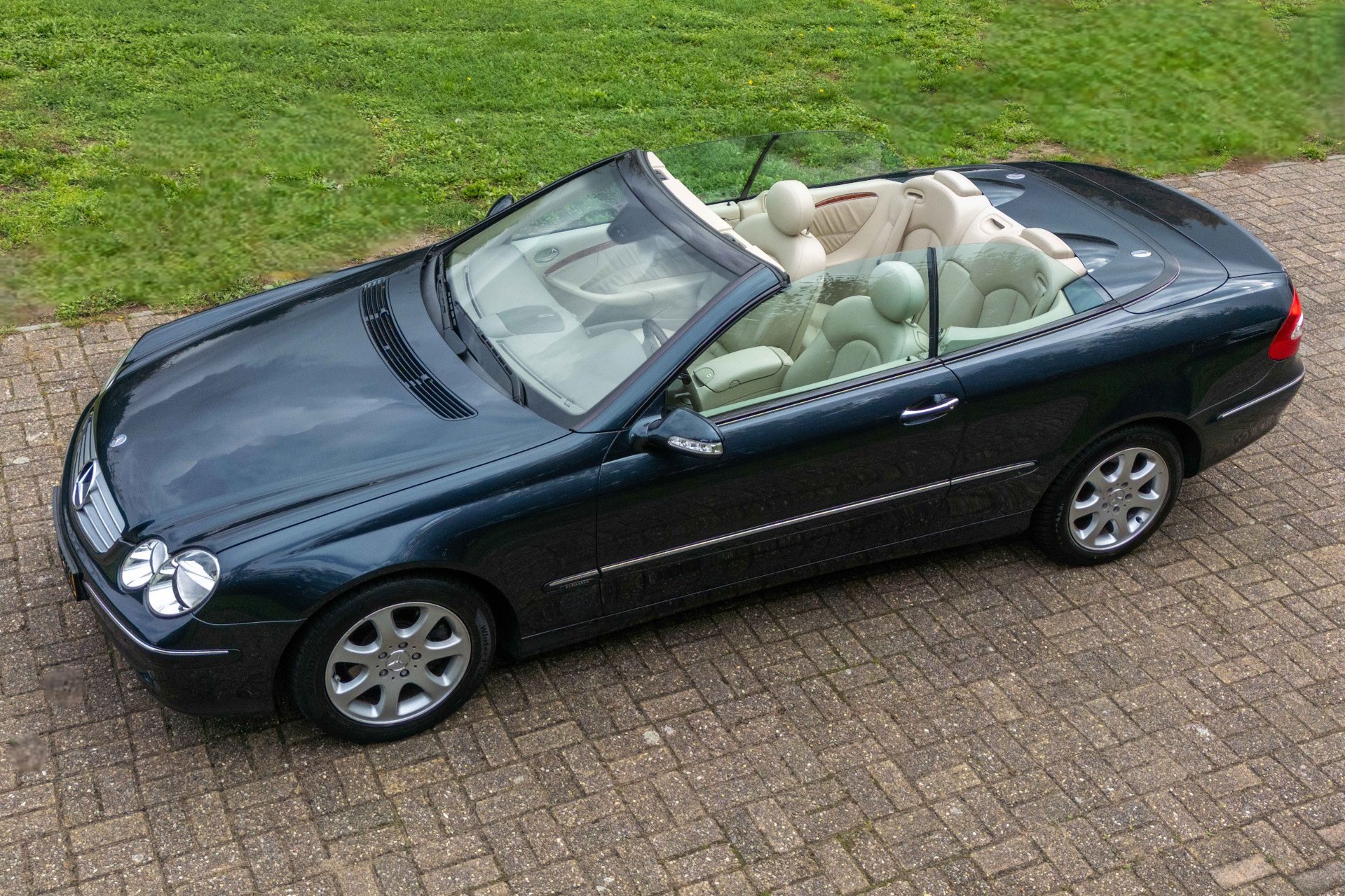 Foto van Mercedes-Benz CLK 200 Kompressor