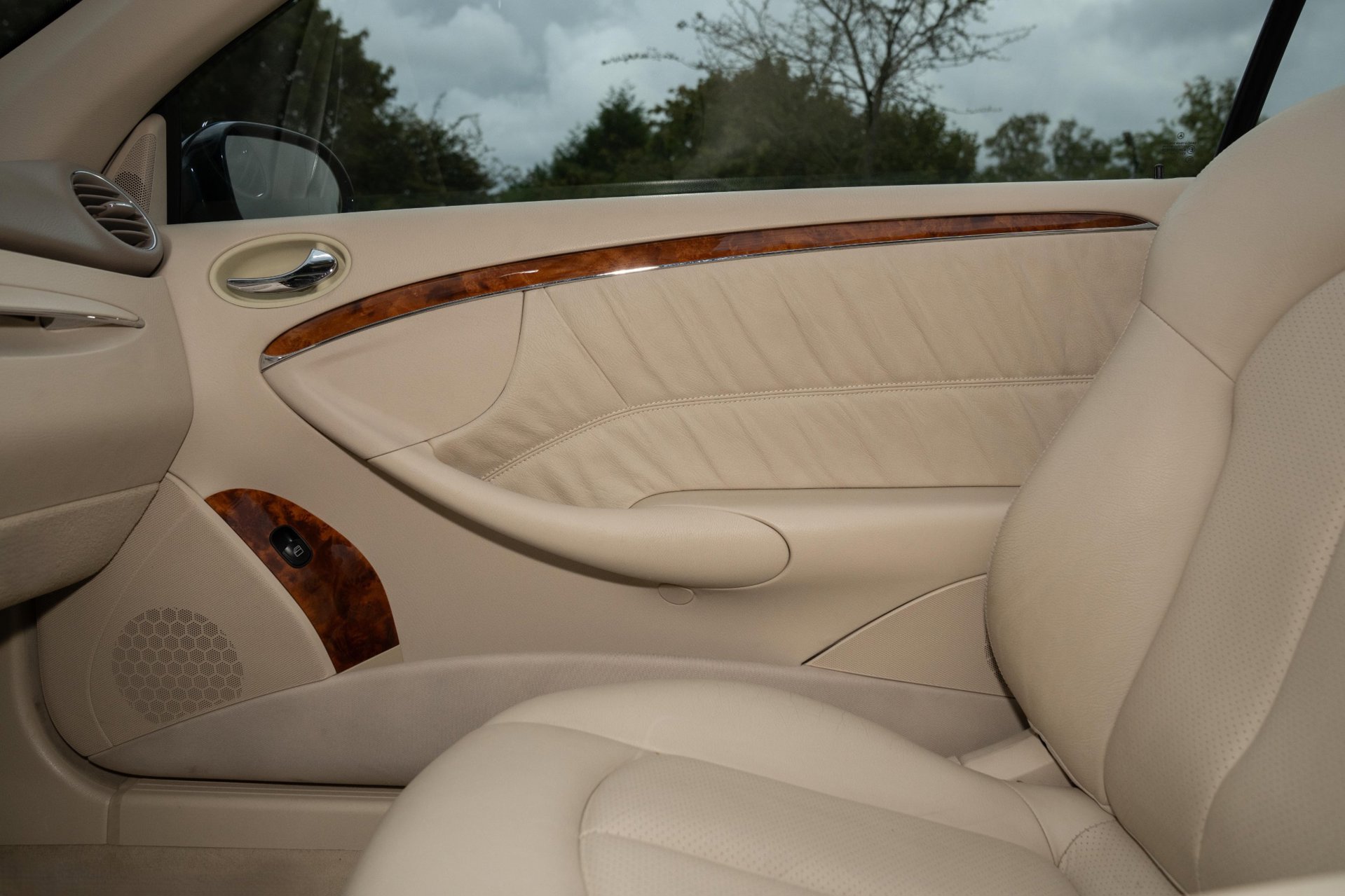 Foto van Mercedes-Benz CLK 200 Kompressor