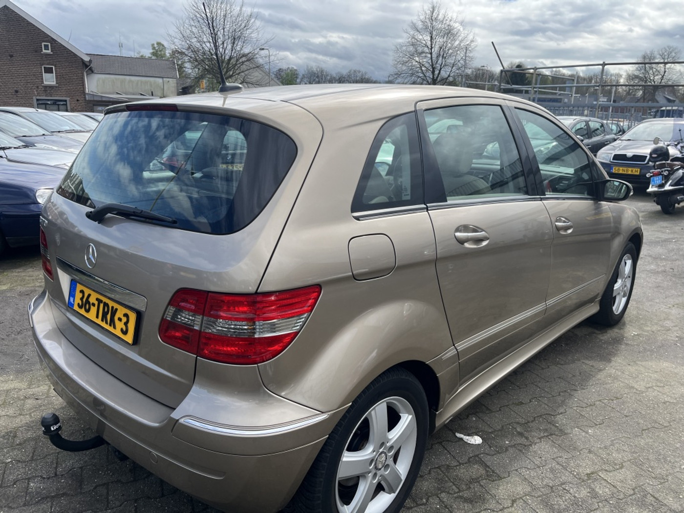 Foto van Mercedes-Benz B 170