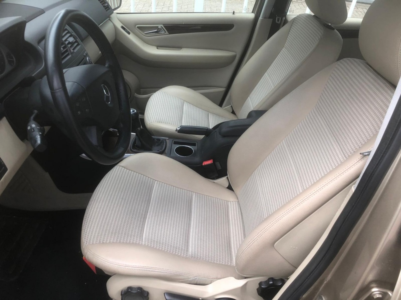 Foto van Mercedes-Benz B 170
