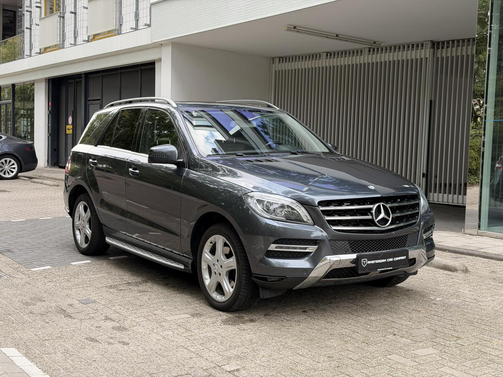 Mercedes-Benz ML 250 Bluetec 4Matic 250 BlueTEC 2013 - voorkant