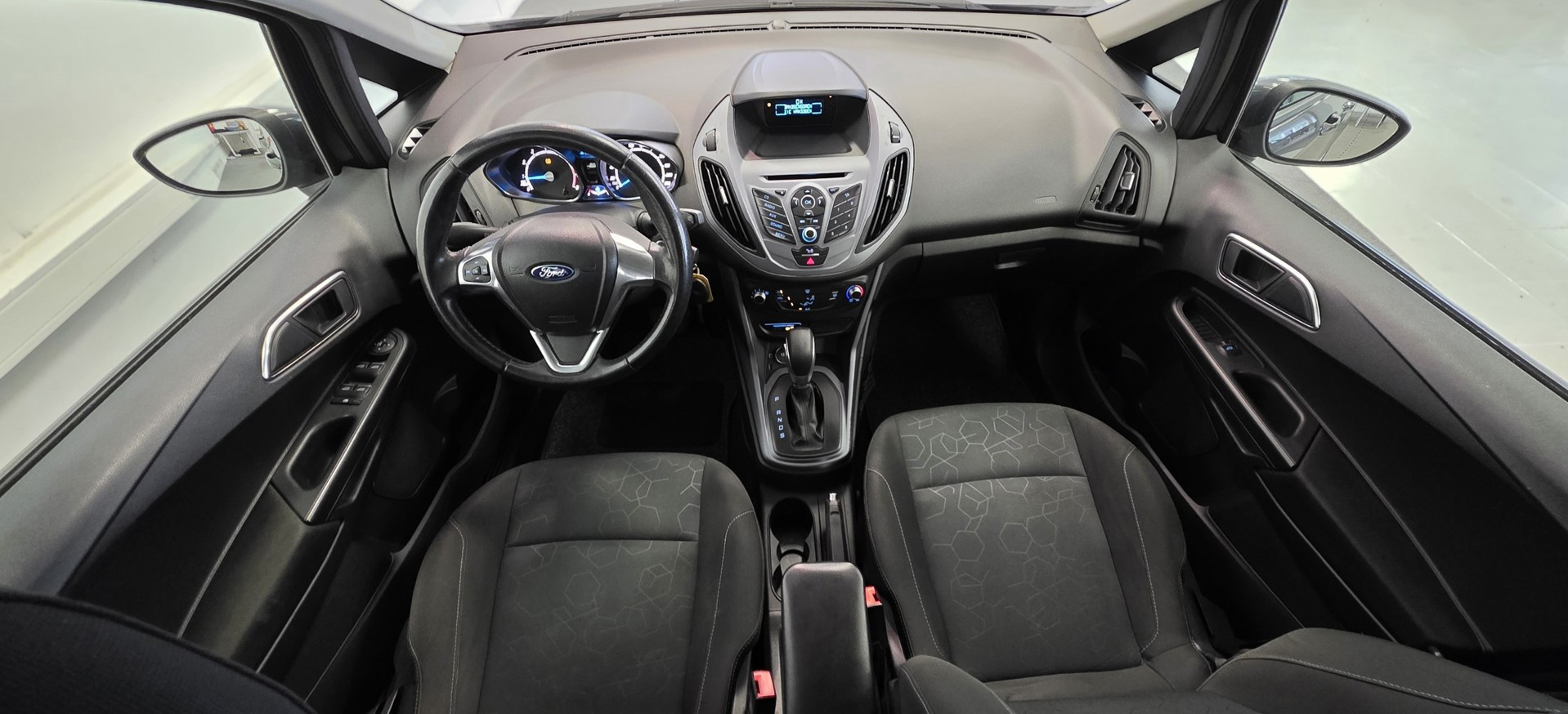 Foto van Ford B-max