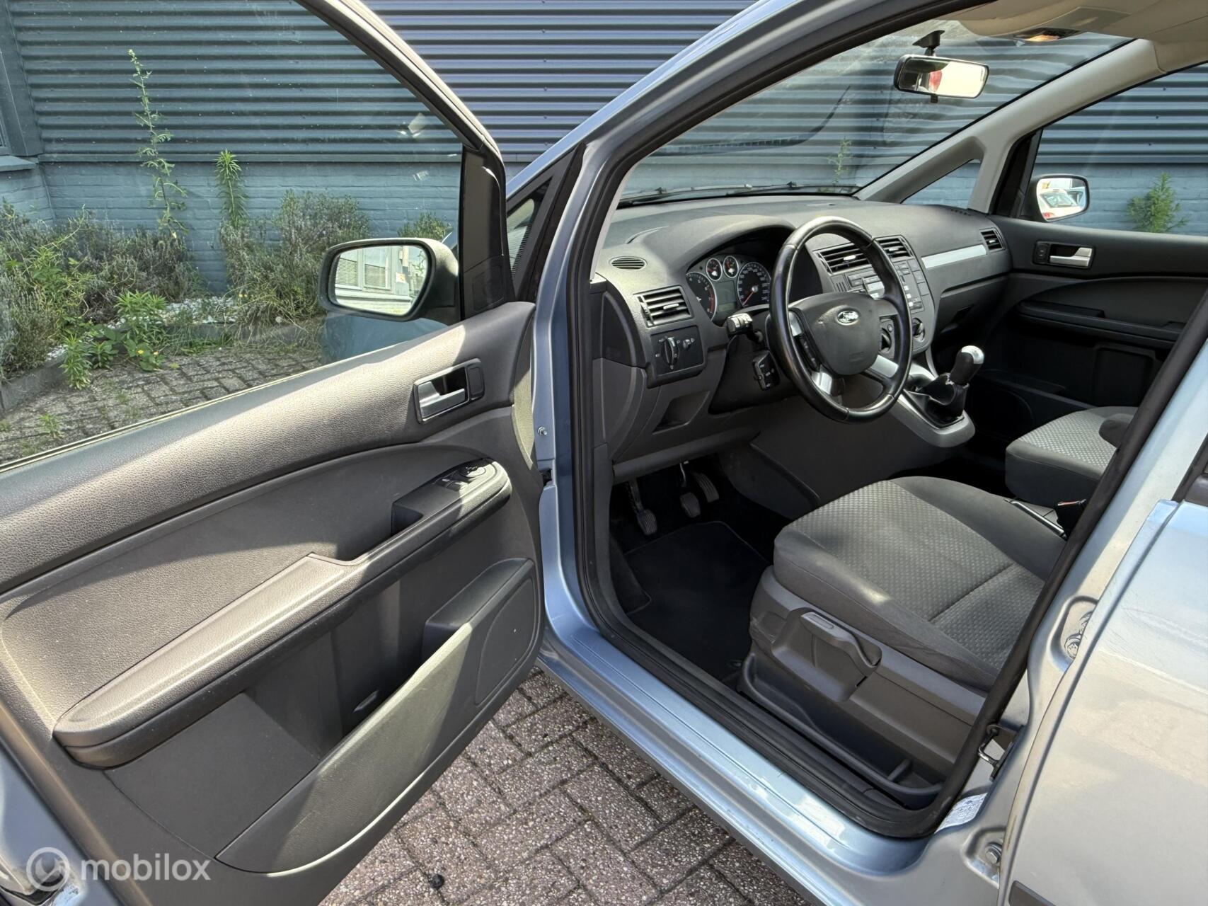 Foto van Ford Focus C-max