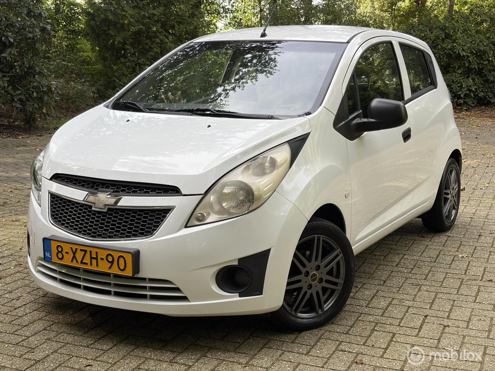 Chevrolet Spark 1.0 16V LE...Apple CarPlay 2012 - voorkant