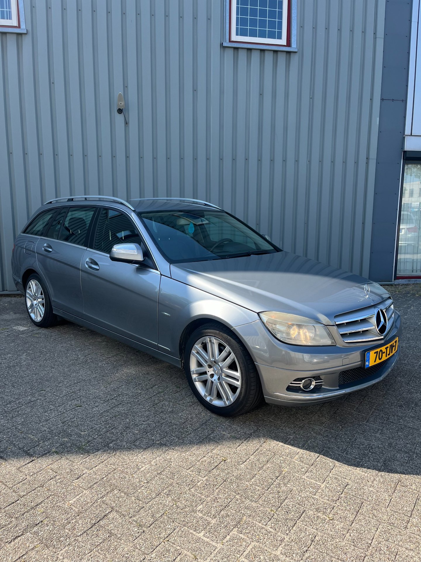 Foto van Mercedes-Benz C 200 Kompressor