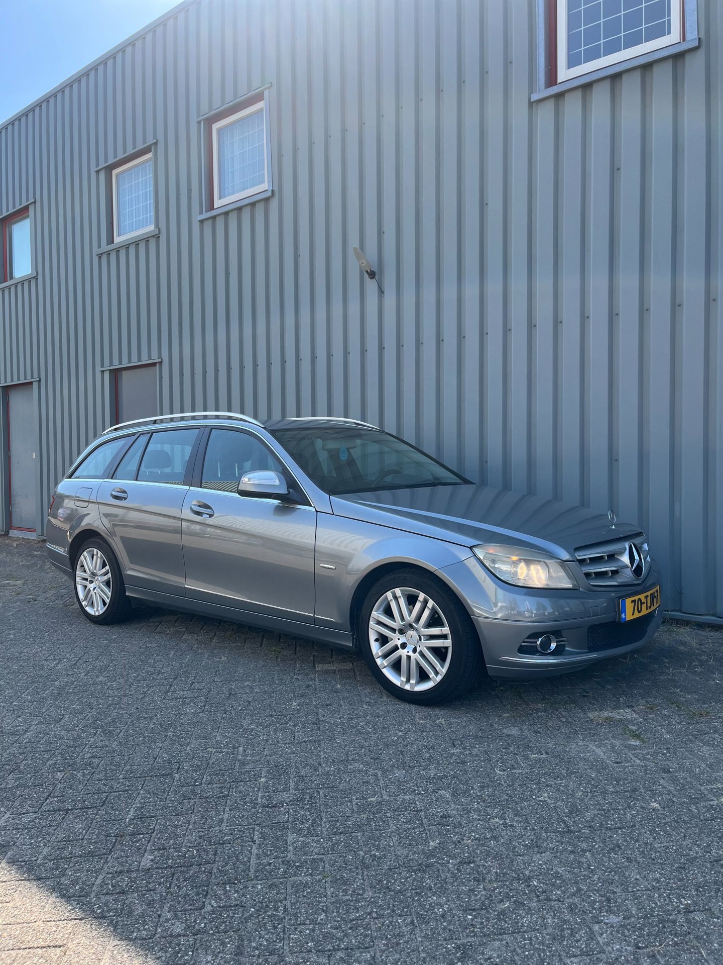 Foto van Mercedes-Benz C 200 Kompressor