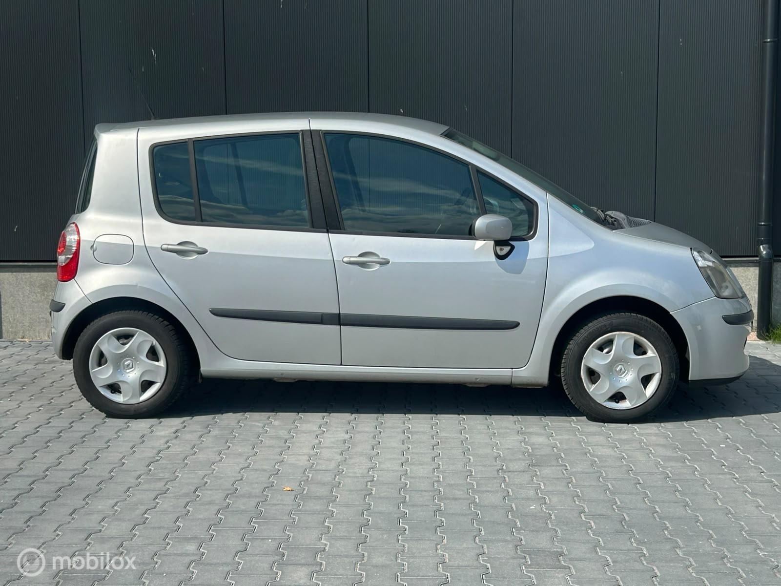 Foto van Renault Modus
