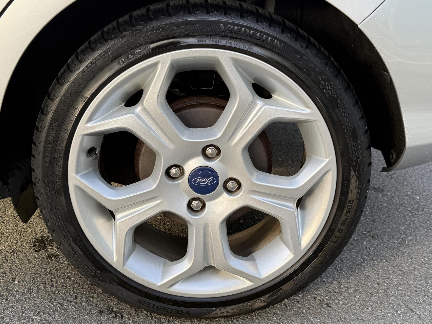 Foto van Ford B-max