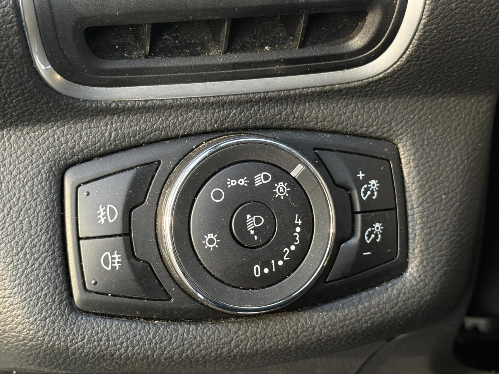 Foto van Ford B-max