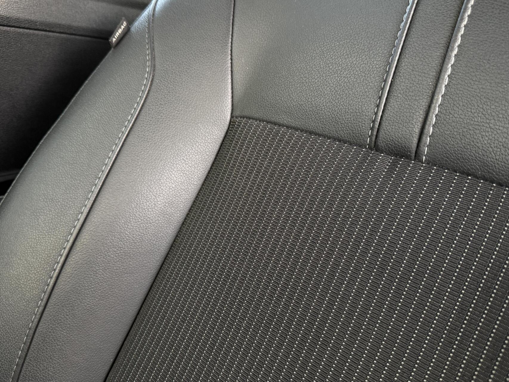 Foto van Ford B-max