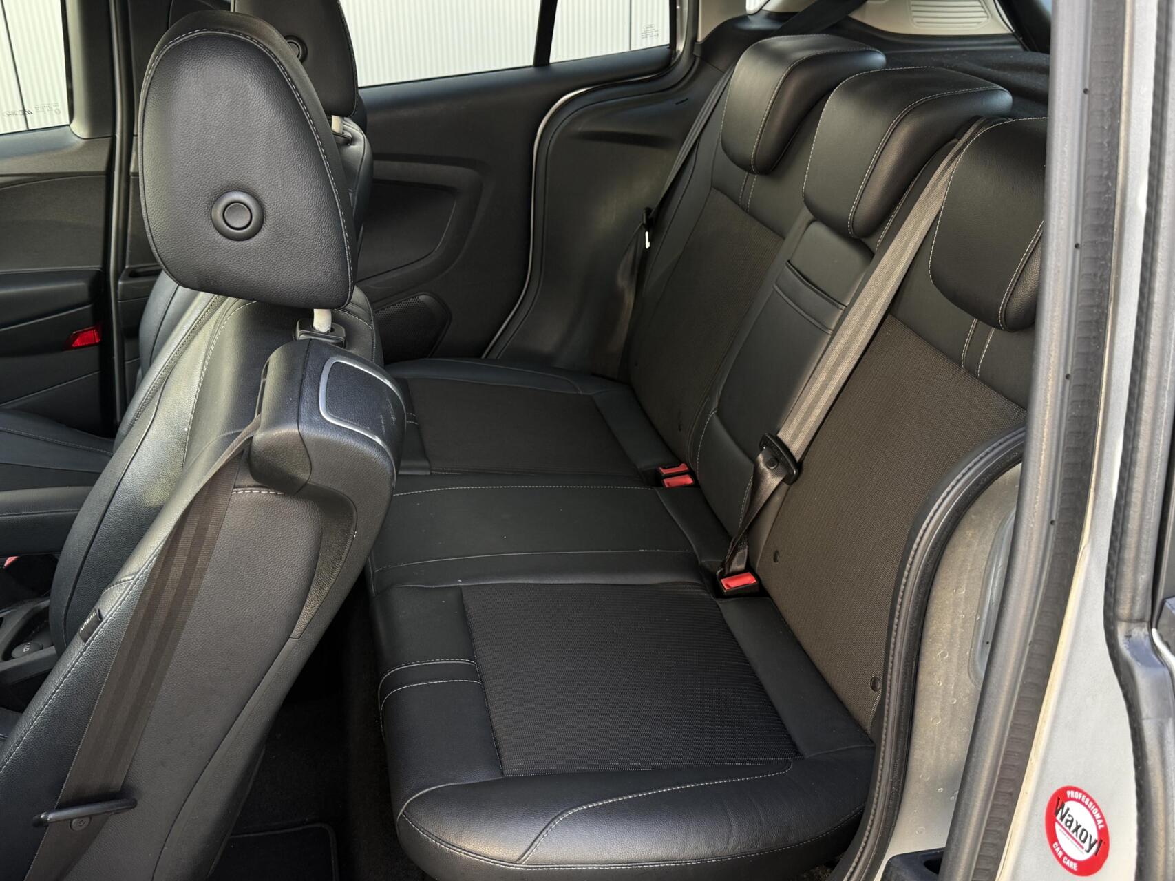 Foto van Ford B-max
