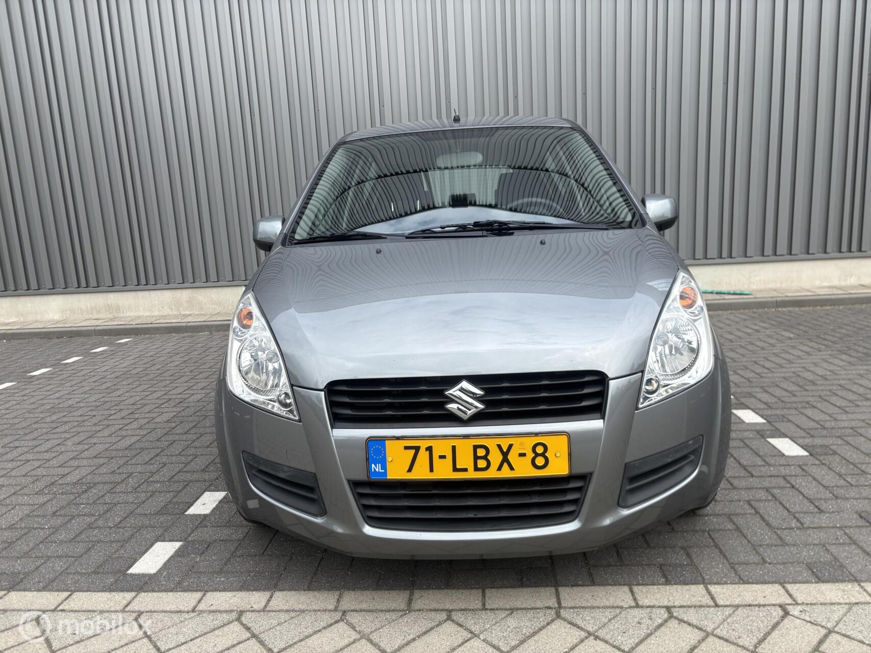 Foto van Suzuki Splash